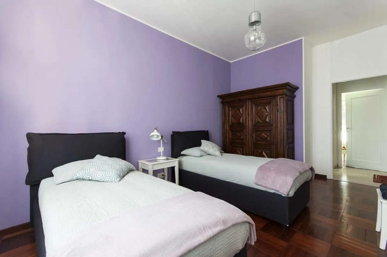 米兰Luxurious 4Bdr Penthouse Near Duomo Cathedral公寓 意大利